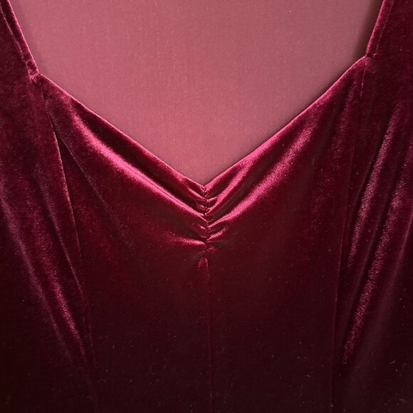 Urban Outfitters Kimchi Blue raspberry burgundy fit and flare velvet mini Sz S - Picture 5 of 7